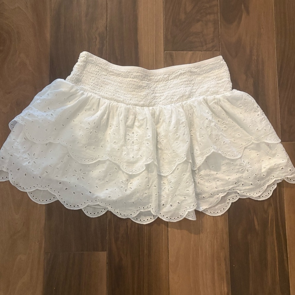 Universal Thread Target White Eyelet Layered Skir… - image 1